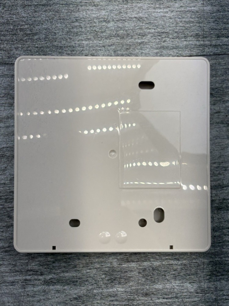 DAIKIN Remote Controller BRC944B2 w/Remote Controller Cable & Hardware Open Box