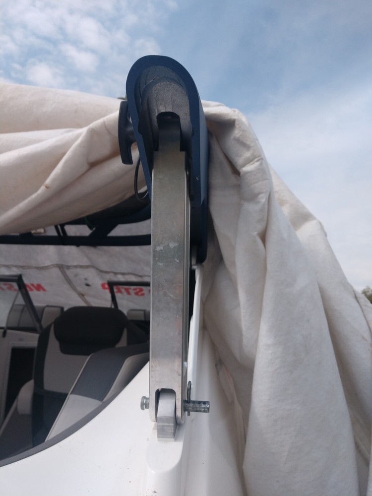 YAMAHA WAKE TOWER SUPPORT BRACKET