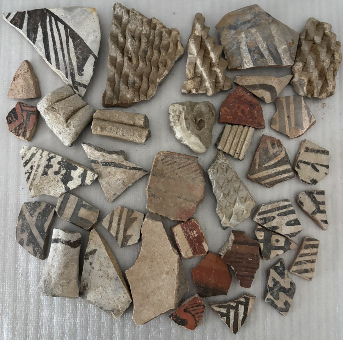 30+ Ancient Anasazi Native American Pottery Shards Arizona L10-C FREE SHIP