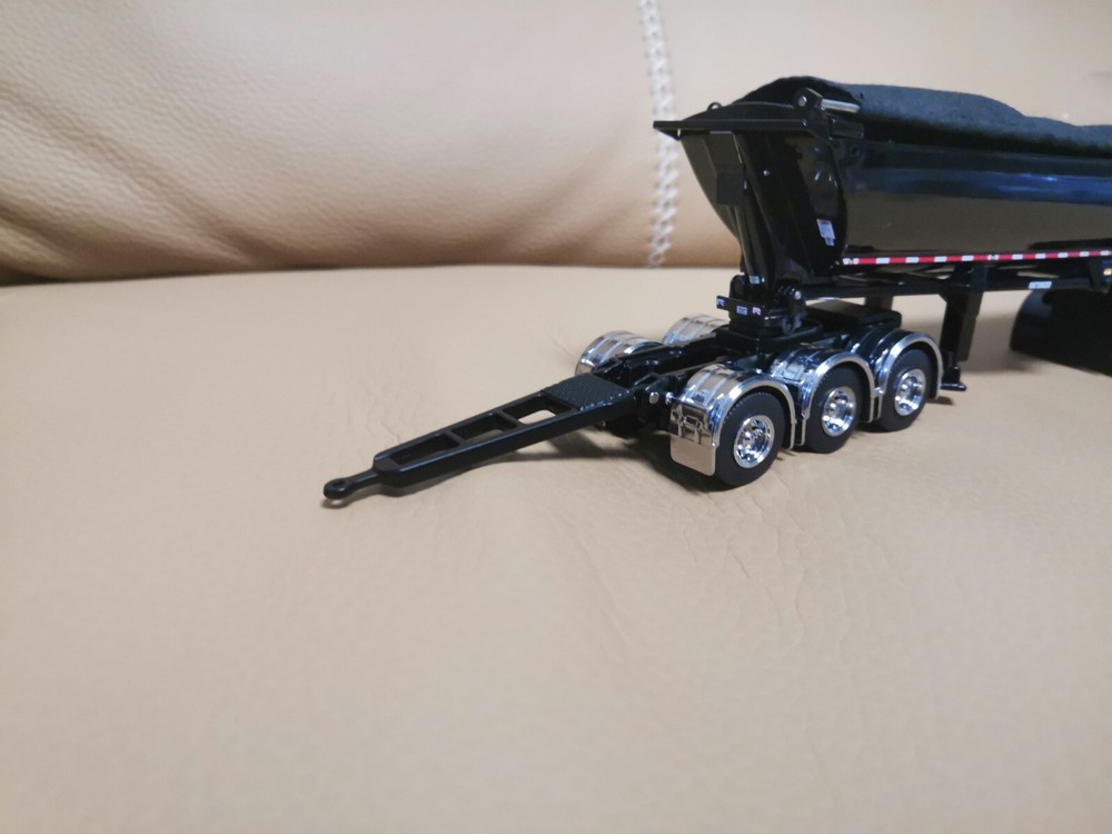 custom 1/64 not dcp fg dolly