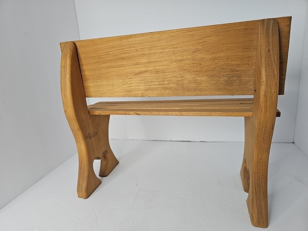 Handcrafted "I HEART DOLLS" Decorative Bench