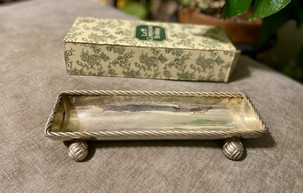 La Compagnie Bombay Silver Plated Cracker Boat Made In India with Original Box