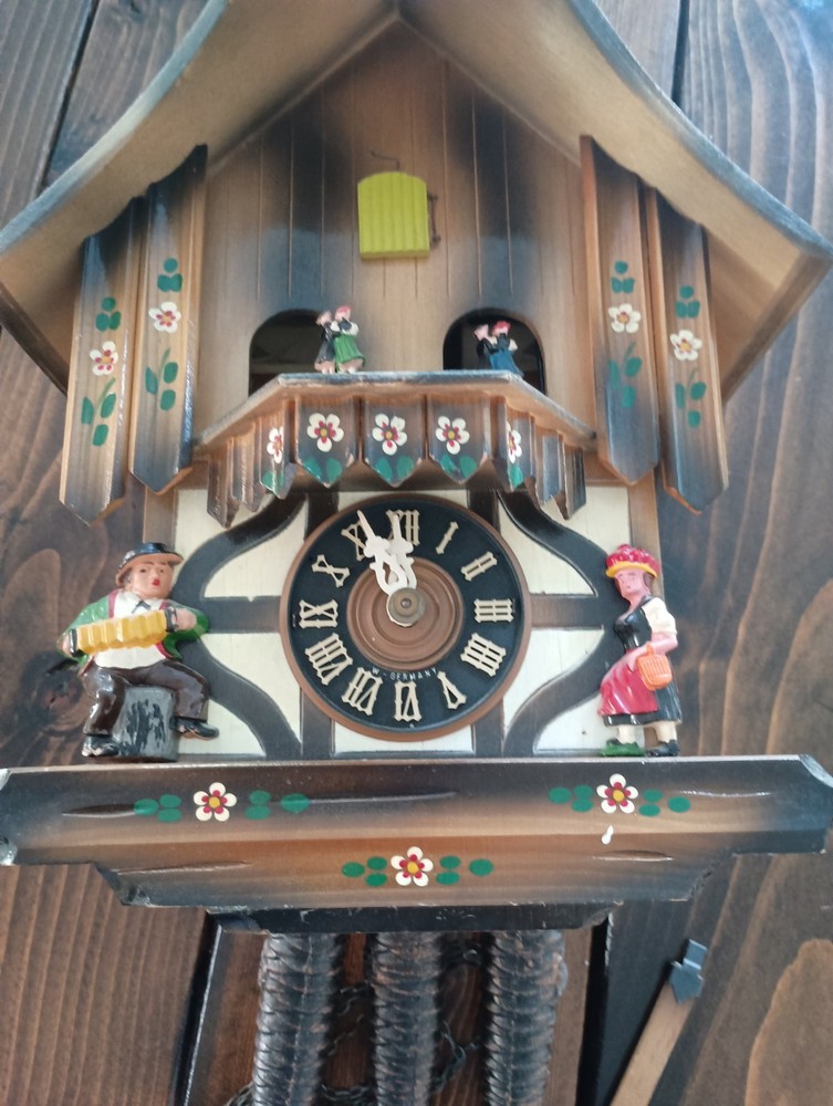 Black Forest Cuckoo Clock