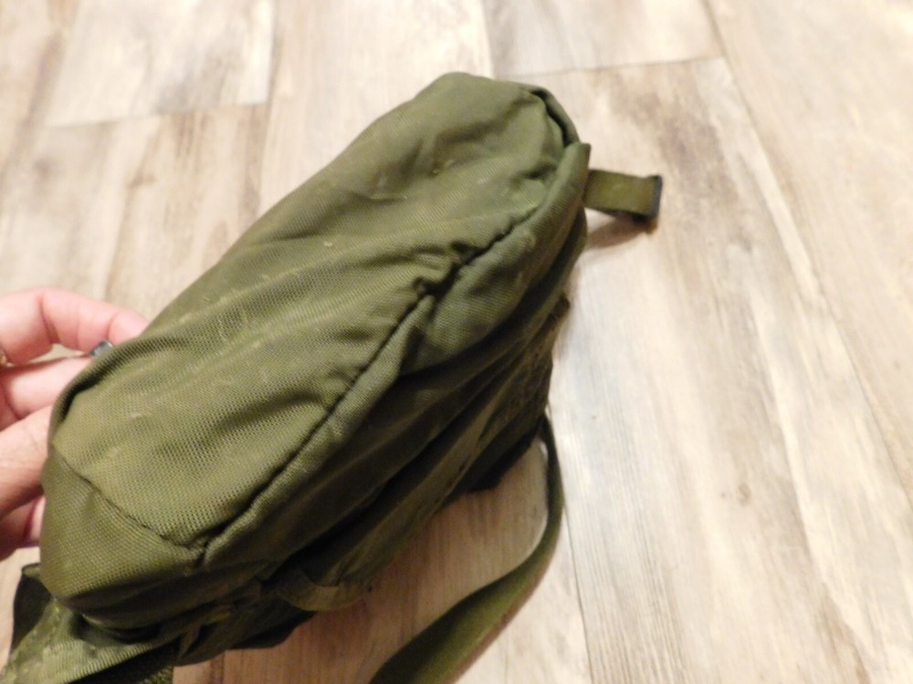 GREEN NYLON BAG W/ WOOL INSERT
