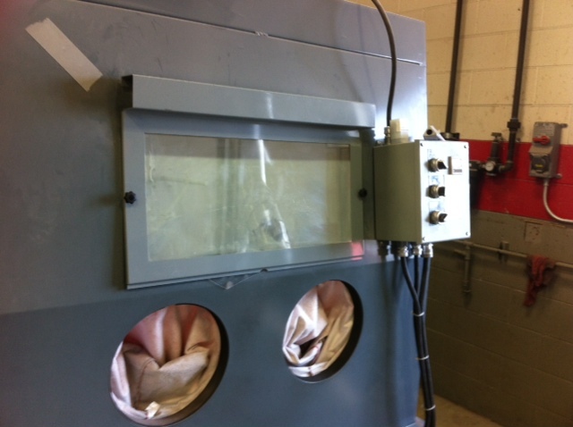 Gamm Blast Cabinet Window Underlayment Dispenser