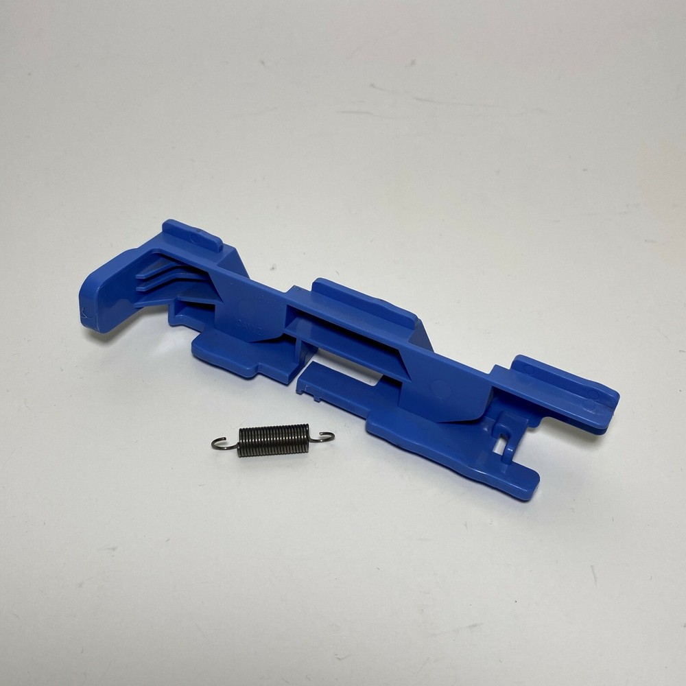 Dell P/N H8425 T4500 Front Panel Release