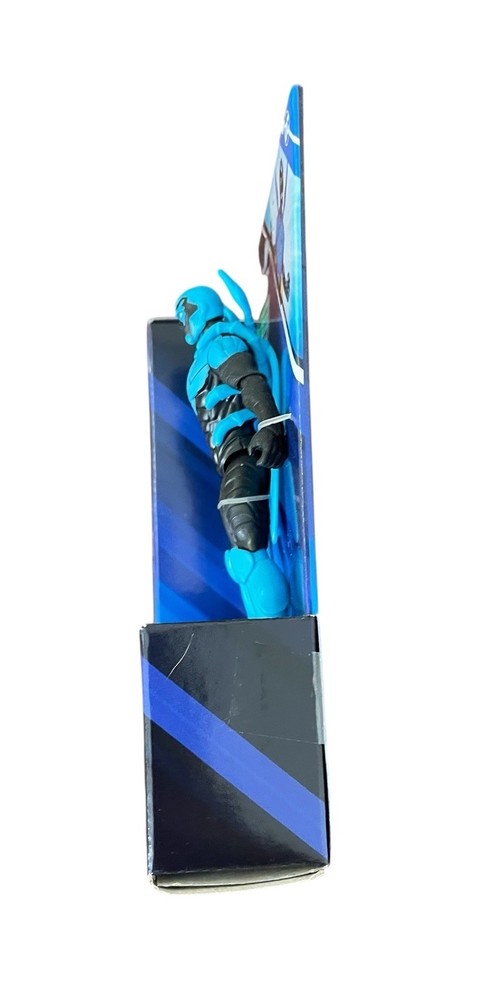 DC Spin Master Blue Beetle 4" Figure With 2 Surprise Accessories