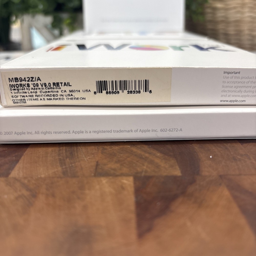 Apple iLife 09 iWork 09 iWork 08 Mac DVD Software Bundle w Boxes Discs