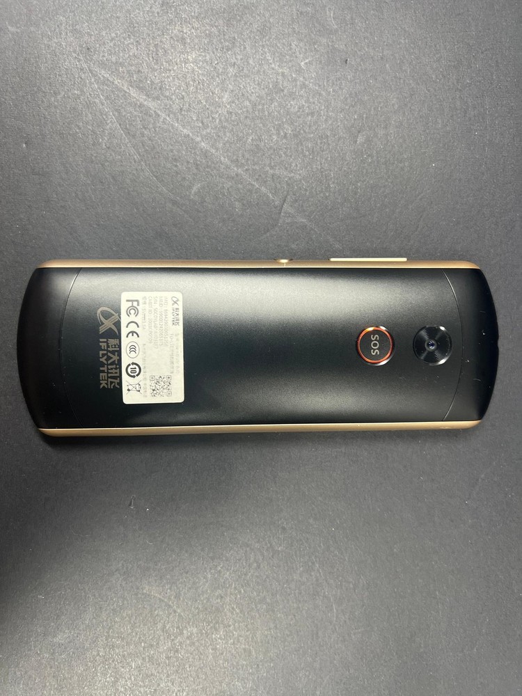 iFLYTEK Smart Voice Translator Gold/Black – Model AIT02