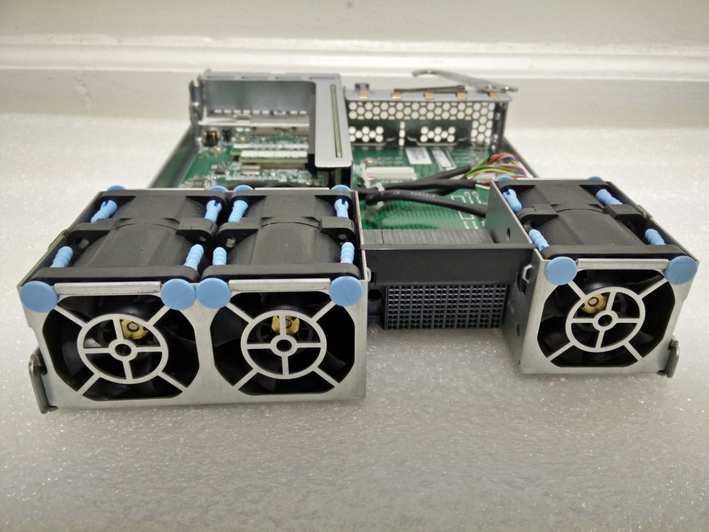 Intel Server System SR1680MV I/O Expansion Module (Right Side)
