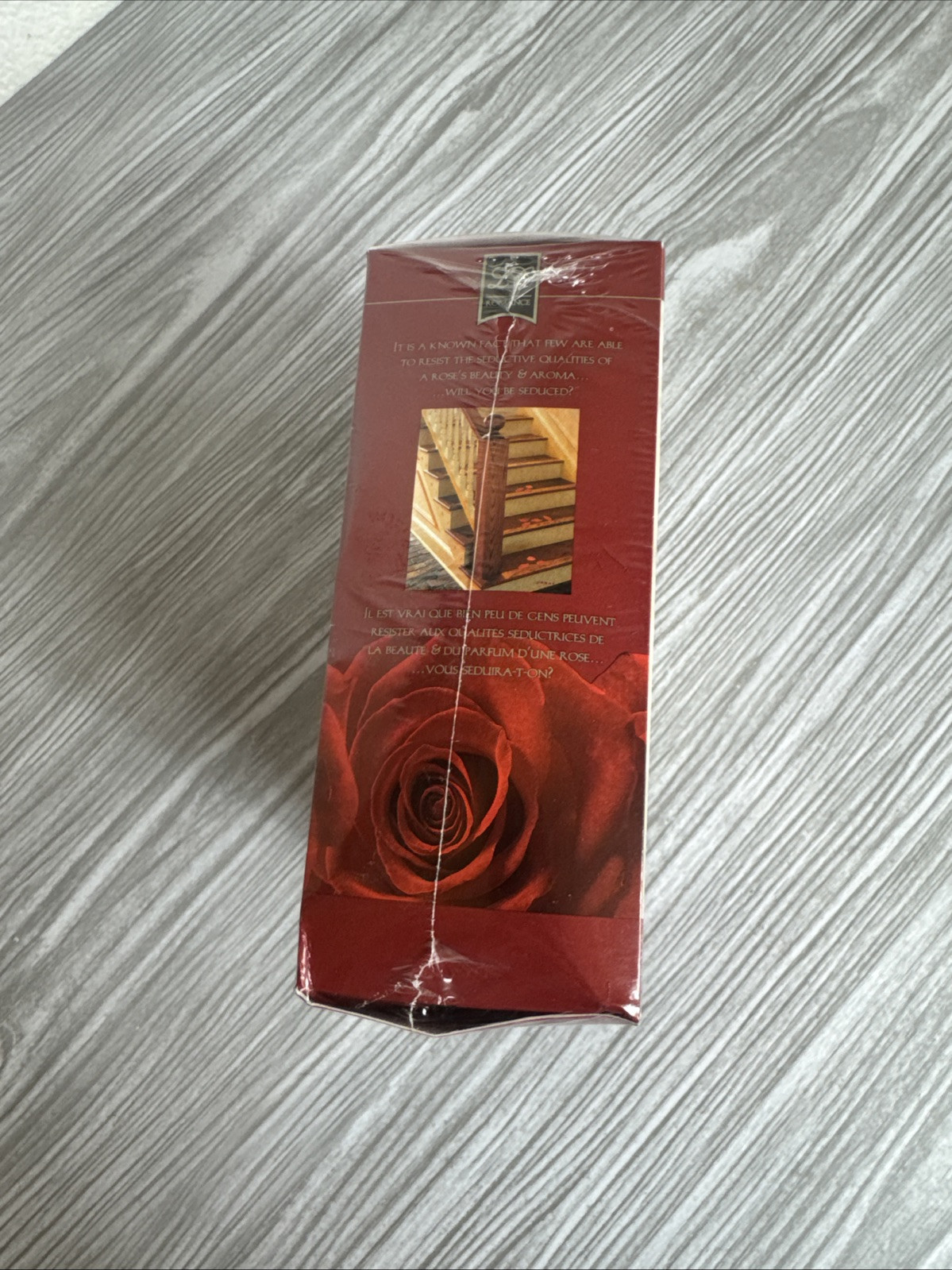 Lover's Choice A Bed Of Roses Romance Kit Rose Petals, Tea Lights & Invite NEW