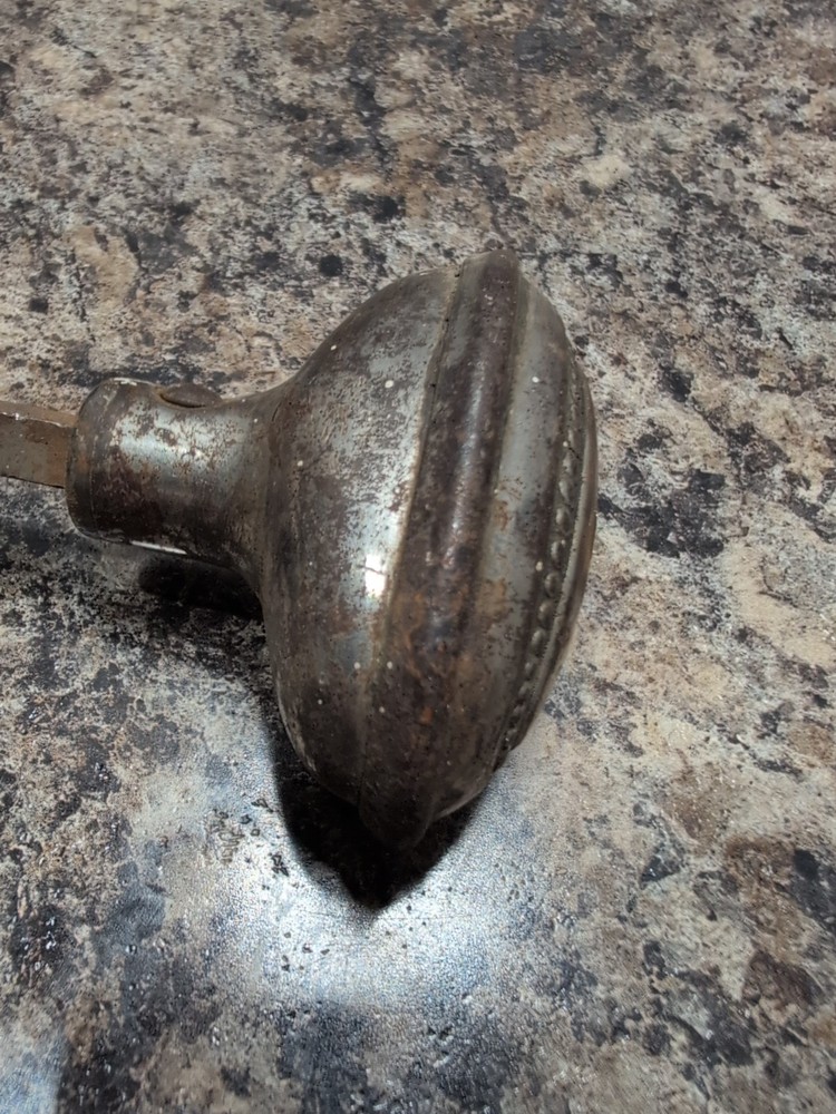 Vtg Ornate Metal Oval Egg Shapped Door Knobs & Shaft
