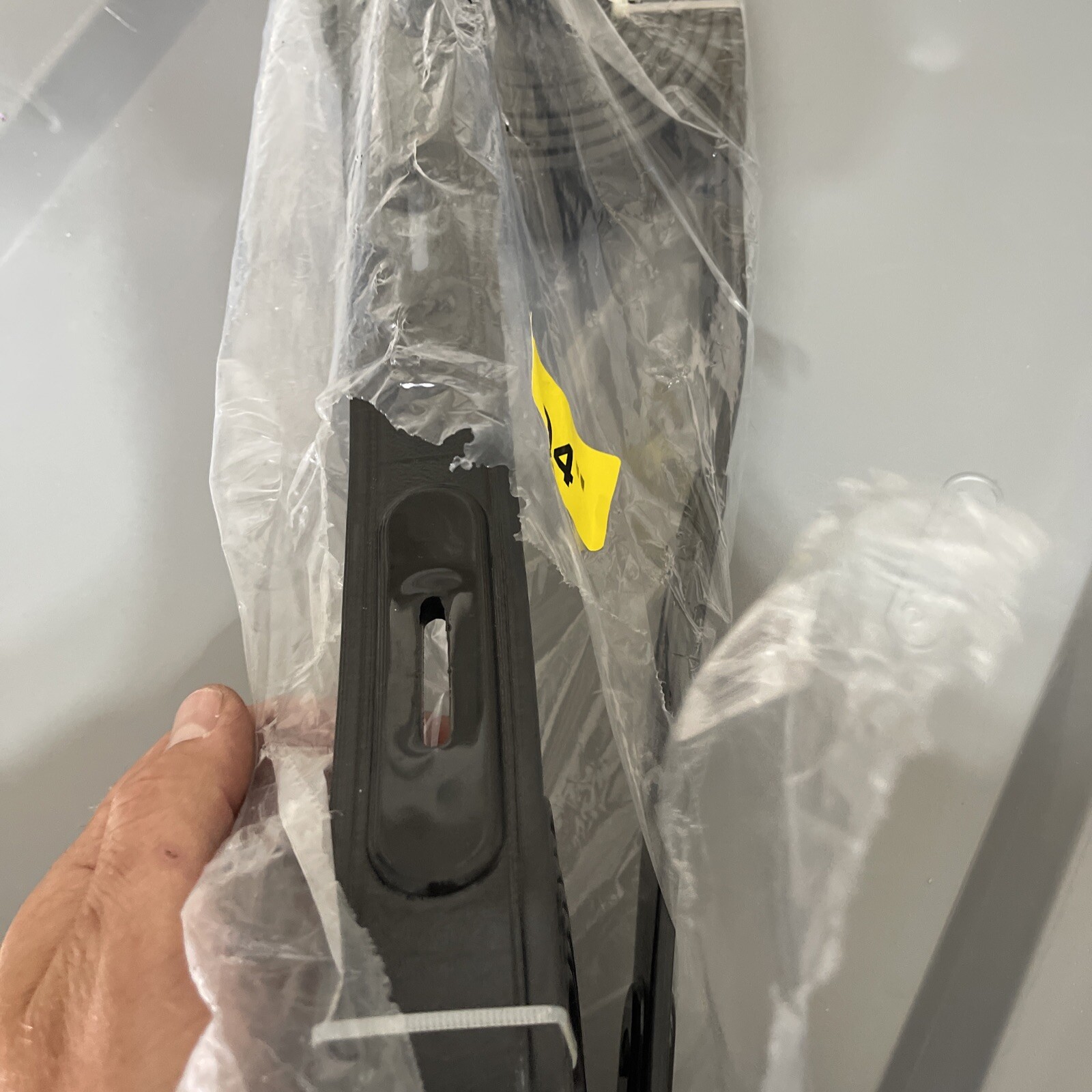 Brahma Web Traces 94" 1-1/2" 1/4" Hole 75-3712 For Horse Harness