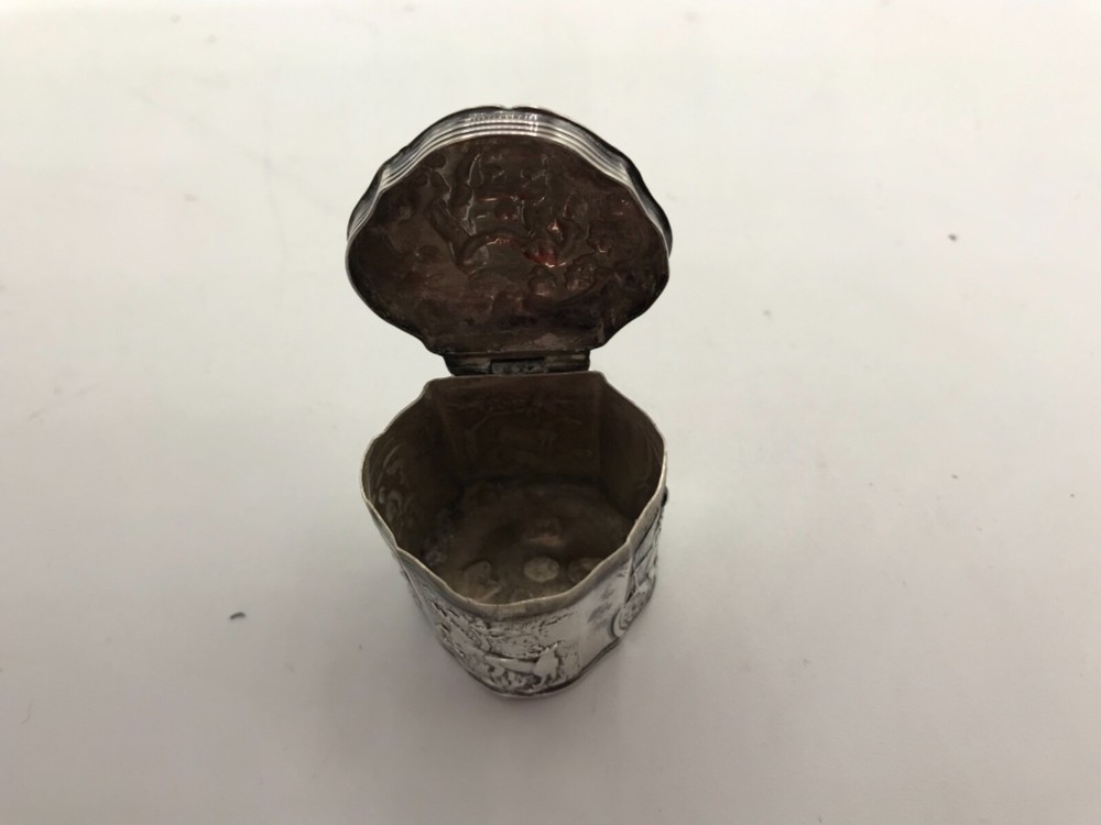 ANTIQUE DUTCH STERLING PILL BOX