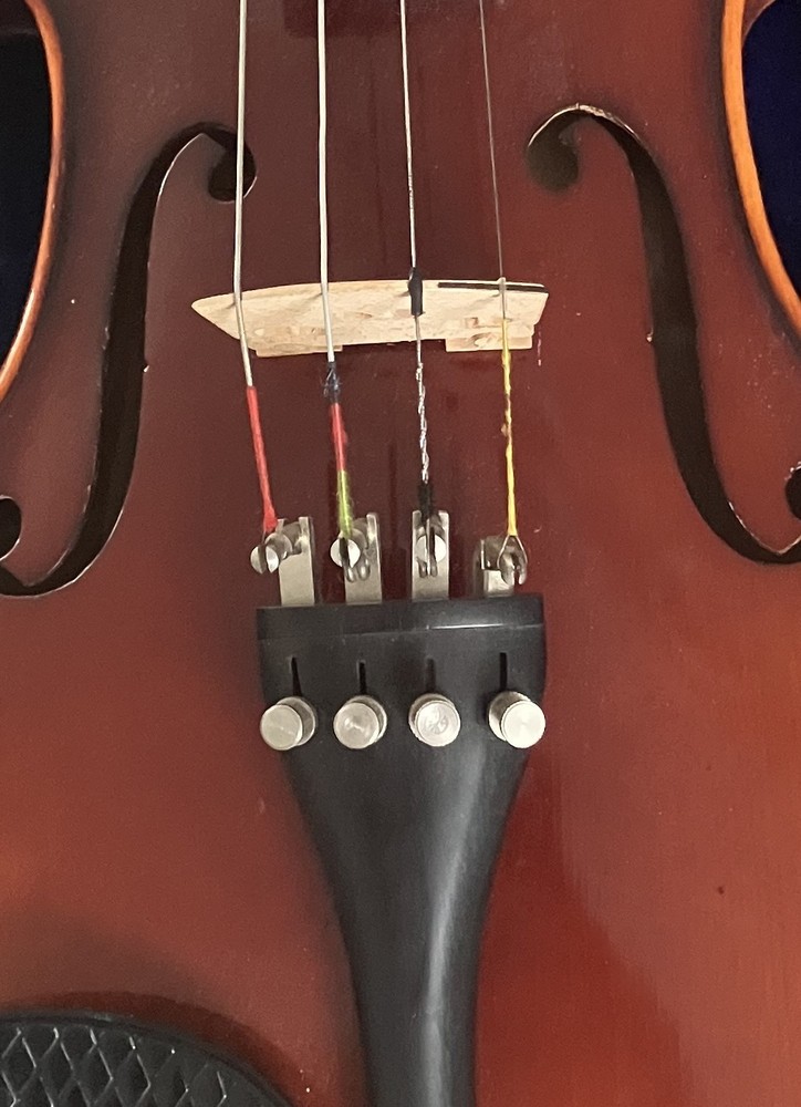 Classical Mathias Thoma Model 23 Violin with Bow & Case