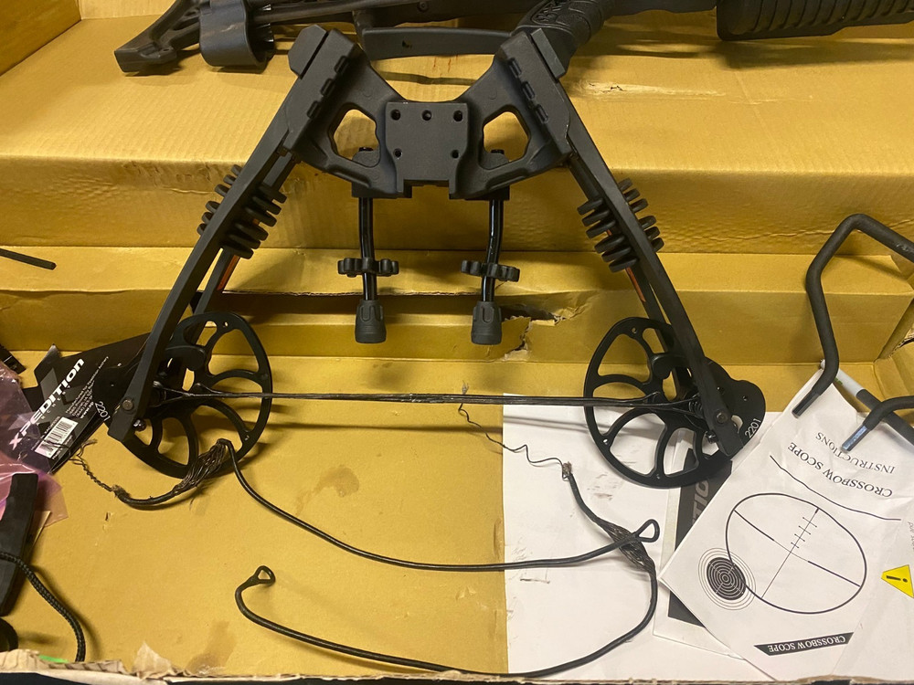 ***DAMAGED STRING*** Xpedition Archery Xtraction 400X Crossbow