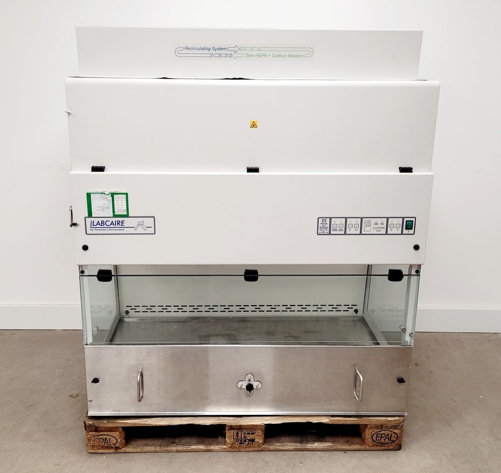 Labcaire Model SC12R Recirculating Class II Safety Cabinet Lab