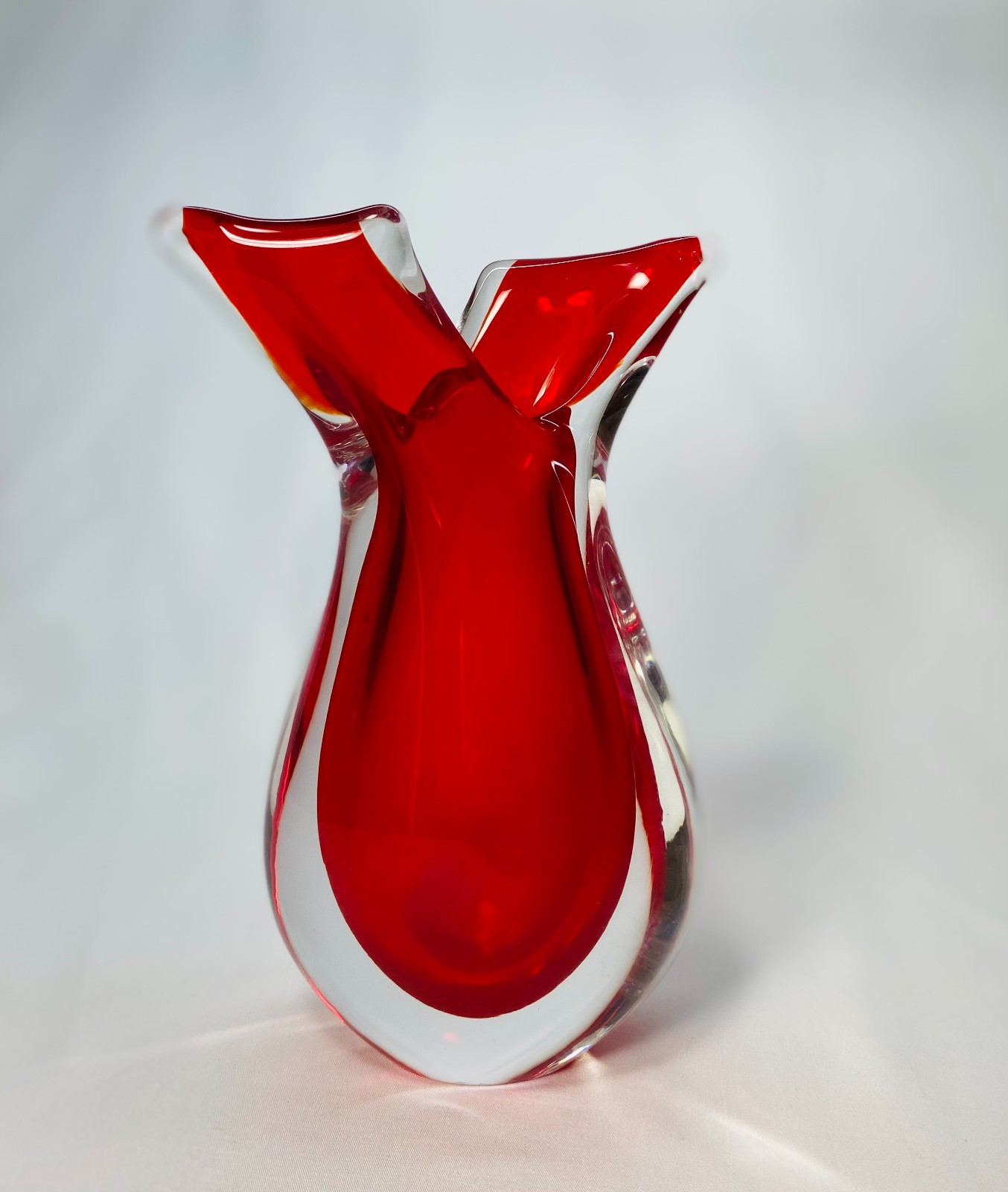Vintage Murano Art Glass Red Sommerso Vase – Teardrop Fishtail Form, Italian Mid