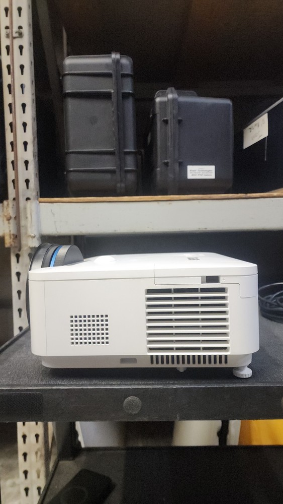 Benq Lw720 Laser Video Projector