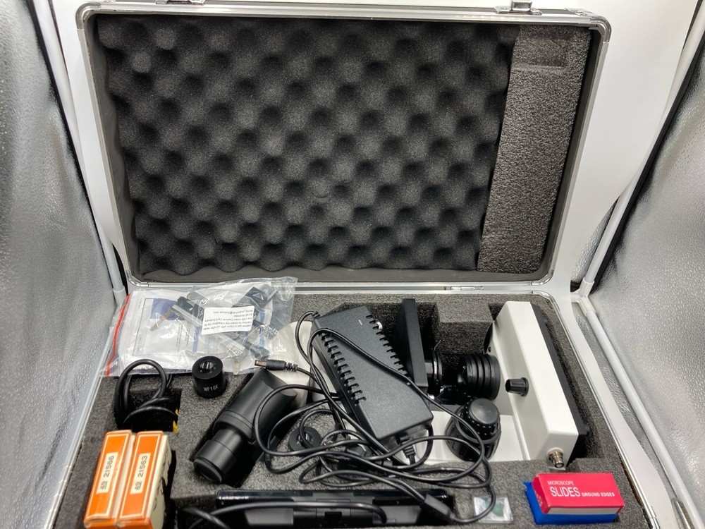EDKKIE DIGITAL MICROSCOPE WITH CASE AND EXTRAS (EL1102641)