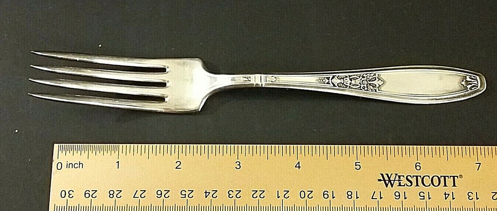 International Ambassador silverplate 7 5/8" Dinner Fork