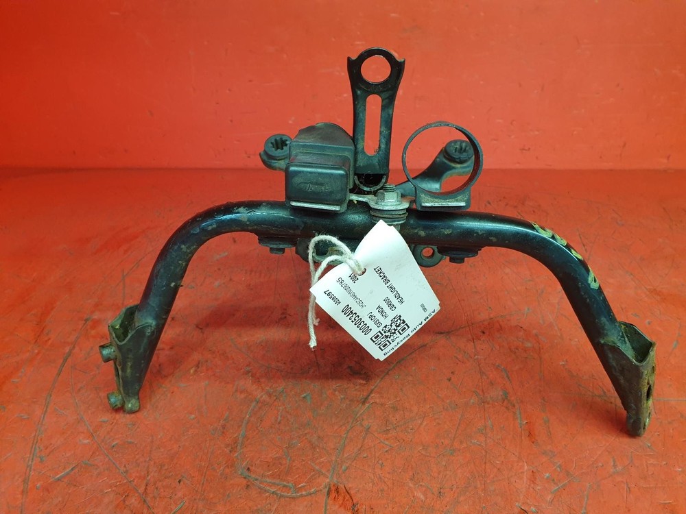 HONDA CBR900 HEADLIGHT BRACKET 2001