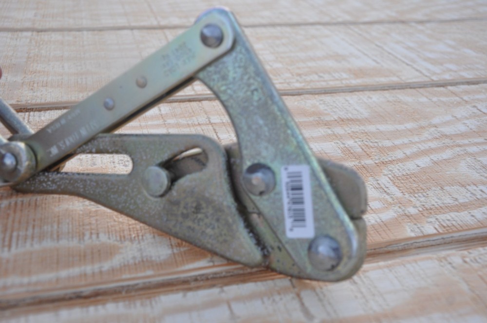 Klein Tools 1656-30 Grip Latch 4500lbs Cable Puller .12-.37