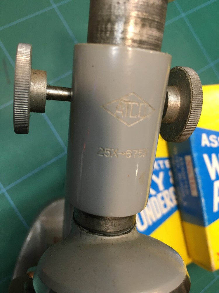 ATCO Microscope Model 1377 W/Original Box & 24 Pre-made Slides! READ BELOW!