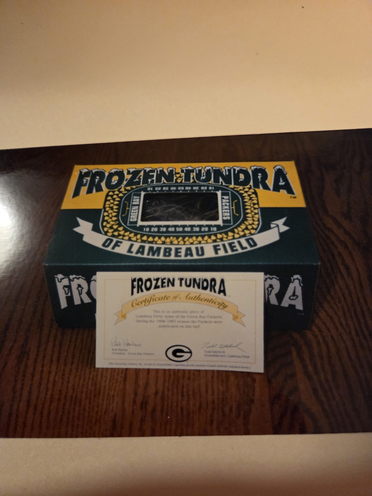 Green Bay Packers Golf Plaque w/ Dirt From Lambeau, Super Bowl XXXI Golf Balls