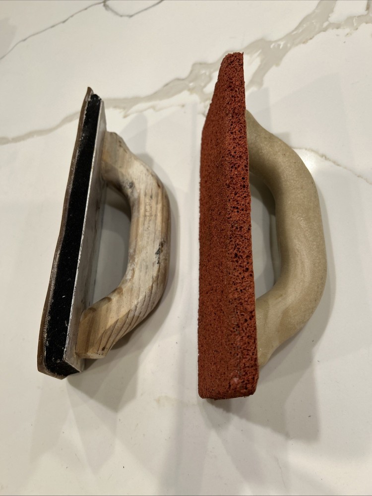 SOLID RUBBER GROUT FLOAT AND COARSE RUBBER FLOAT