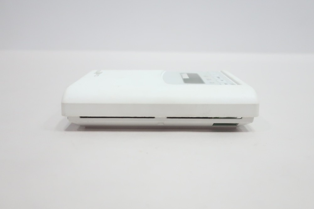 Johnson Controls T600HCP-2 Digital Thermostat