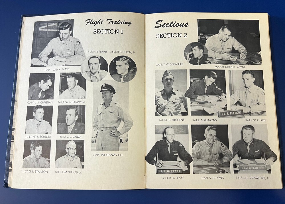 BROOKS ARMY AIR FIELD CLASS BOOK 44-C