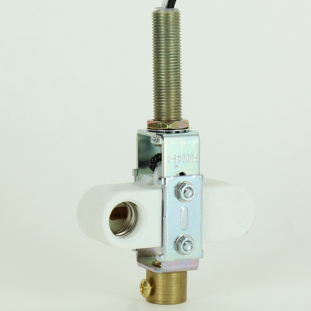 2 Light E-12 Offset Porcelain Socket Cluster 1/8ips Threaded Nipple NEW CLP102G