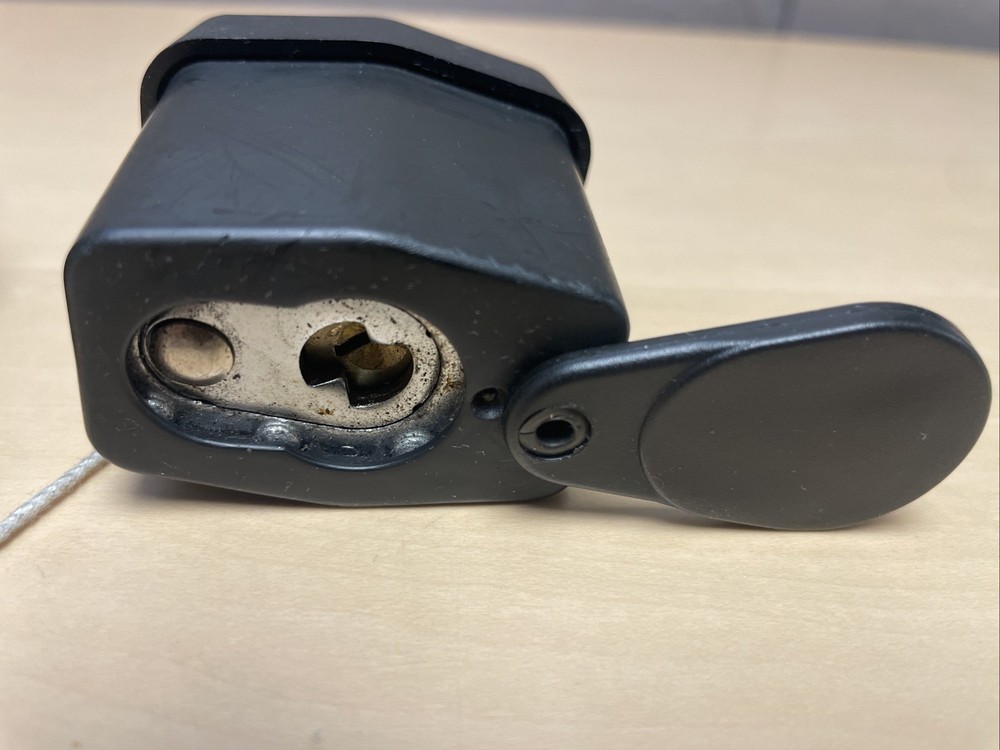 Master Pro series 6121 keyed the same padlocks set of 2, Same Keys