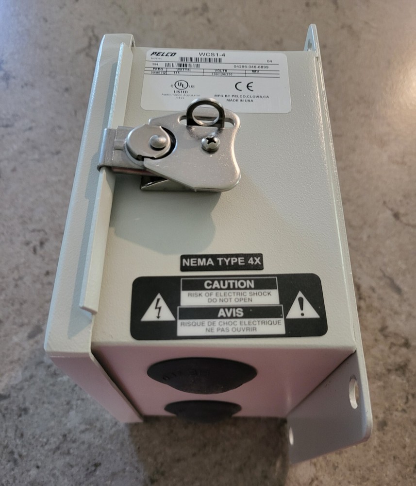 Pelco WCS1-4 Camera Power Supply