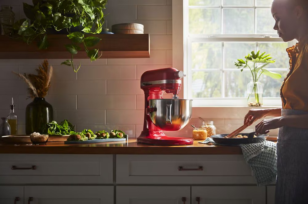 KitchenAid RKSM60ER Refurbished 6 Quart Bowl-Lift Empire Red Mixer