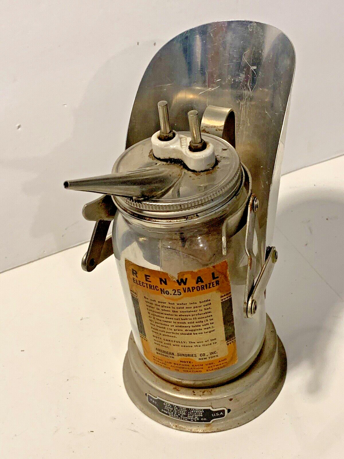 VTG Renwal Electric Vaporizer No. 25 with original Box circa 1927-1938 UNTESTED