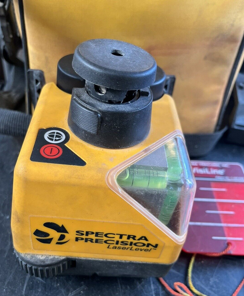 Spectra Precision Horizontal Vertical Red Beam Laser Level Model 1422 W/ Bracket