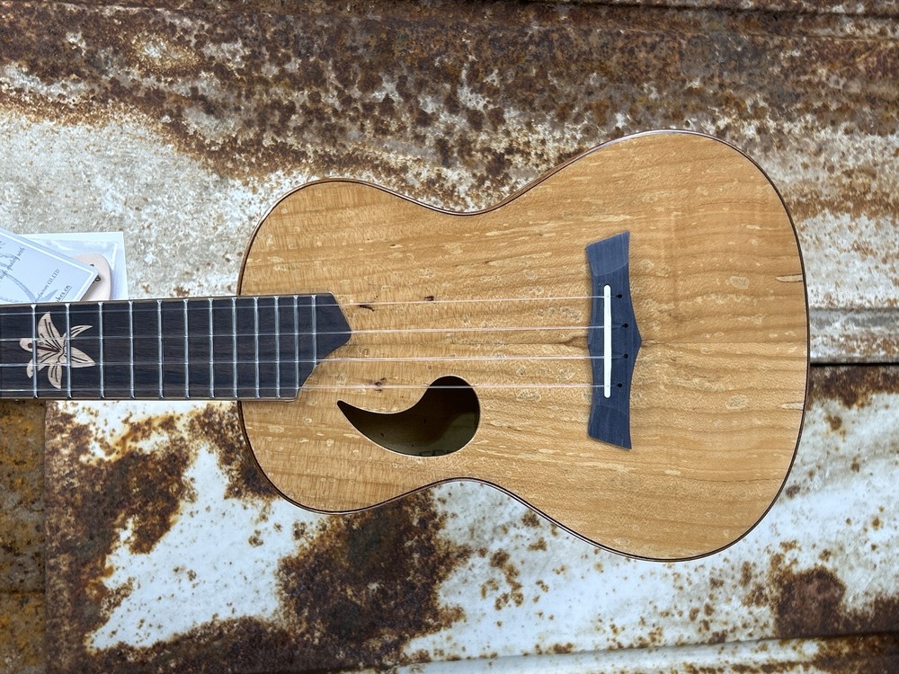 Snail Spalted Maple Gloss Concert Ukulele
