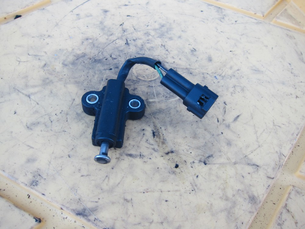 2005 Suzuki Boulevard C50 OEM KICKSTAND SIDE KICK STAND SENSOR