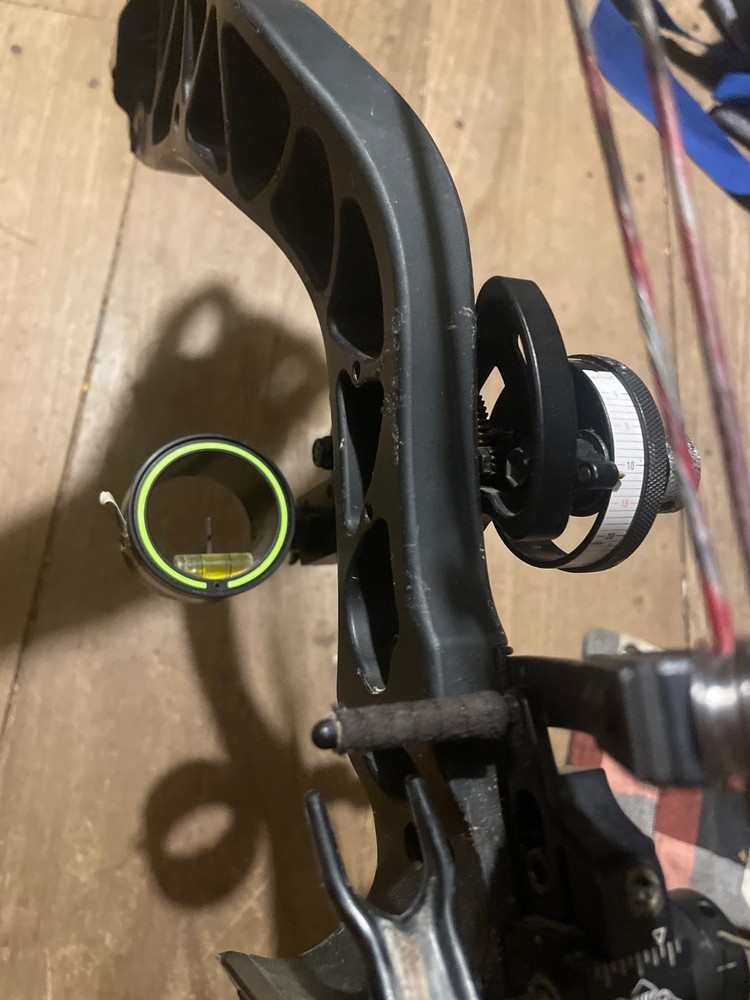 Bowtech Destroyer 350