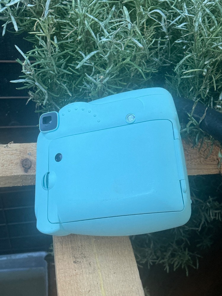 Fujifilm Instax Mini 9 Instant Camera - Mint Green