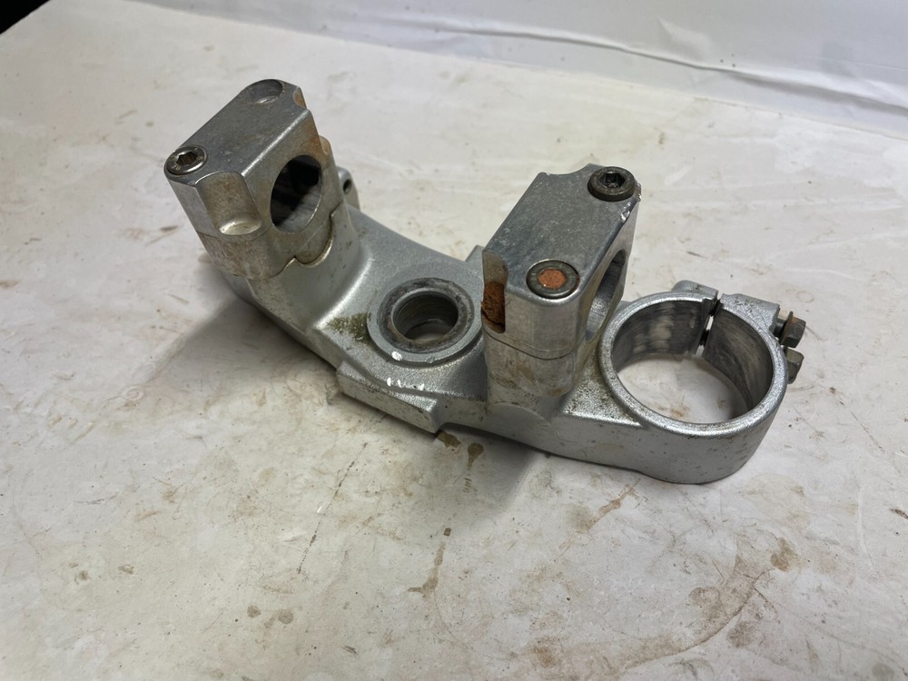 1997 yz250r  UPPER TRIPLE TREE CLAMP