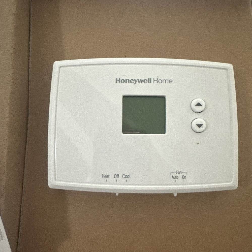 Honeywell RTH111B Non-Programmable Thermostat White