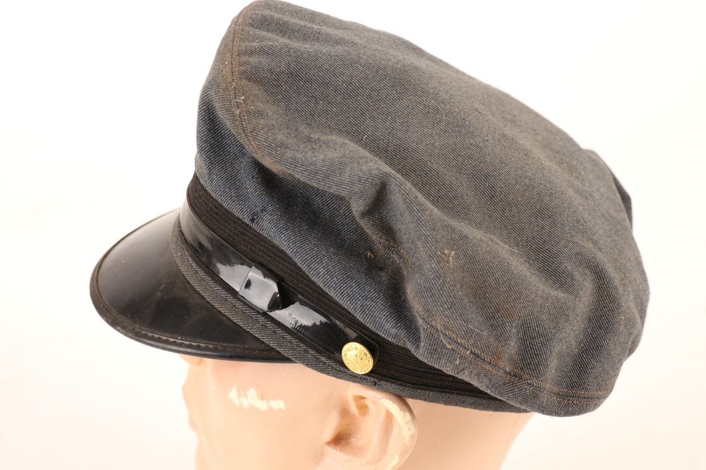 Vintage Union Carbide Guards Cap