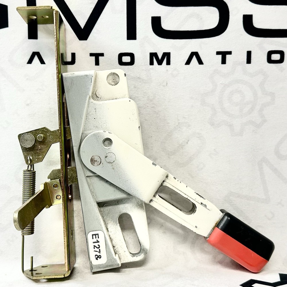 GE E127 Flange Mount Disconnect Operating Handle Door Interlock Safety Switch