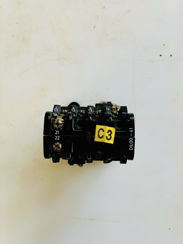 Klockner-Moller DIL 00-41 Contactor