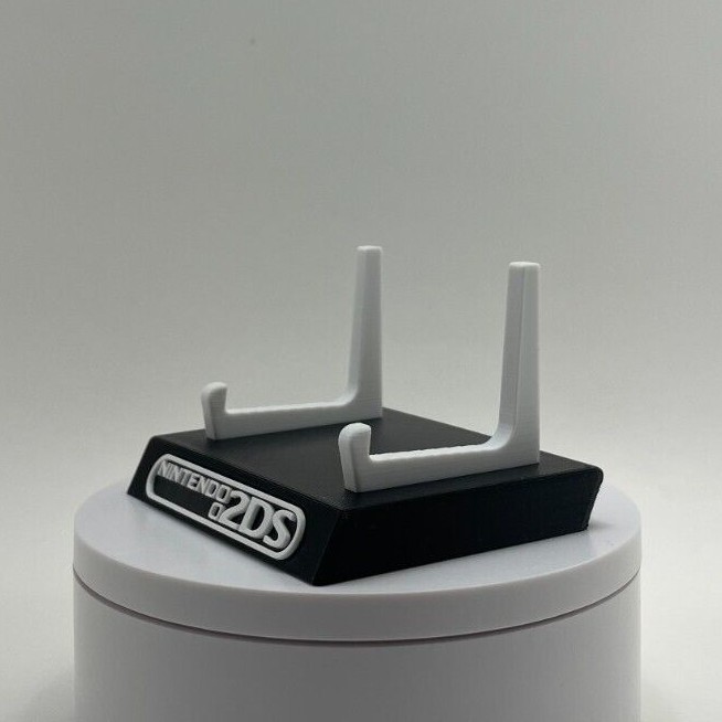 Nintendo 2DS Display/Stand/Holder - DISPLAY ONLY (Customize Colors)