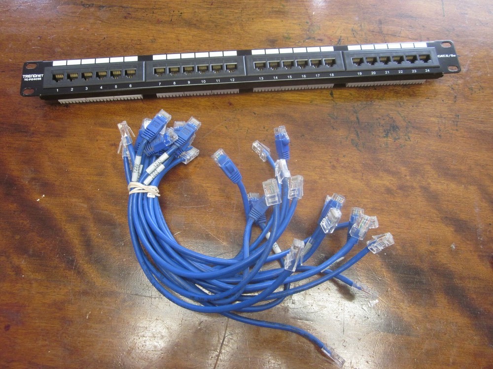 Trendnet TC-P24C5E 24-Port Cat5/5e 1U Patch Panel with 17 Patch Cables