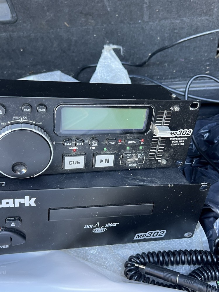 NUMARK MP302 Professional Dual MP3 CD Player With Controller Untested